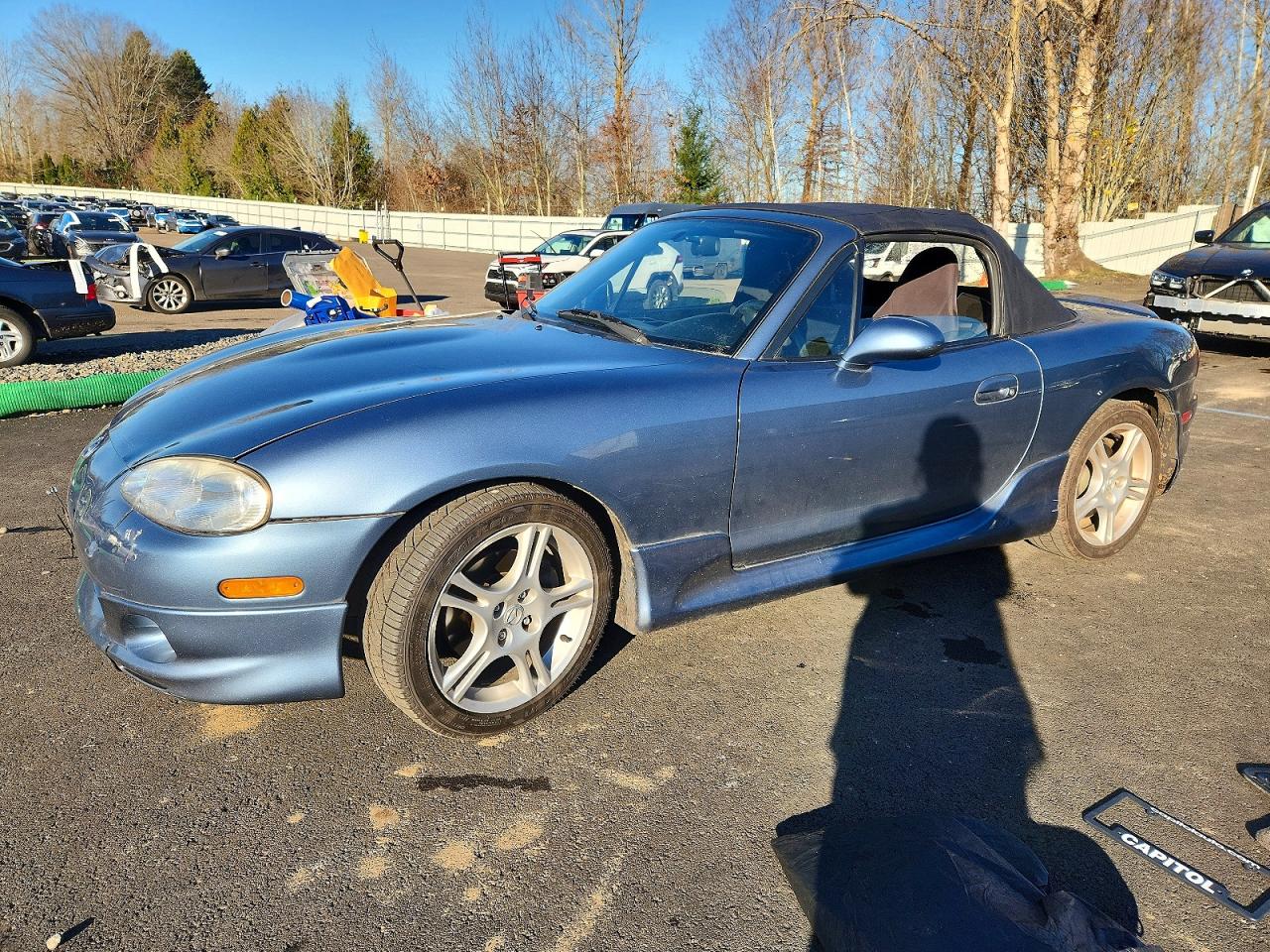 2005 Mazda MX-5 Miata LS, VIN JM1NB353750410564 — Front end