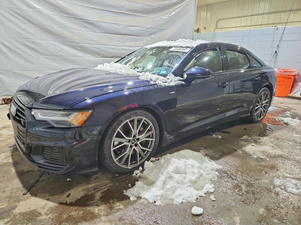 2022 Audi A6 Prestige, VIN WAUM2BF29NN047955 — Side