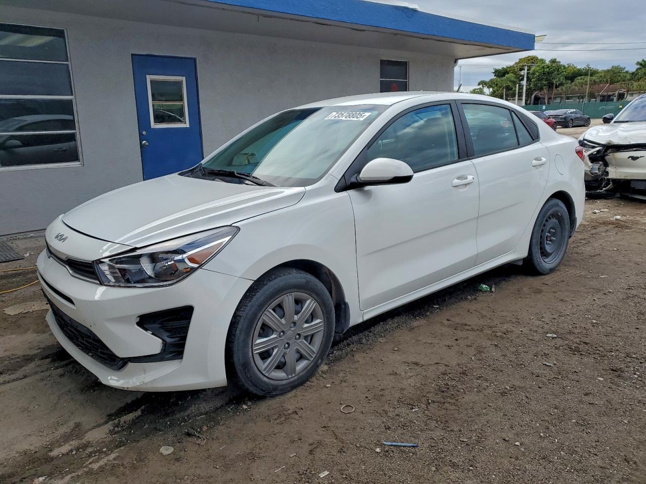 2023 Kia Rio S, VIN 3KPA24AD7PE596555 — Front end