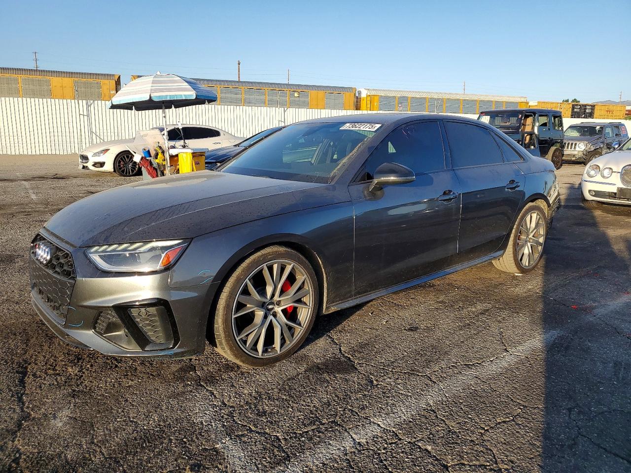 2020 Audi S4 Premium Plus, VIN WAUB4AF43LA045278 — Зад