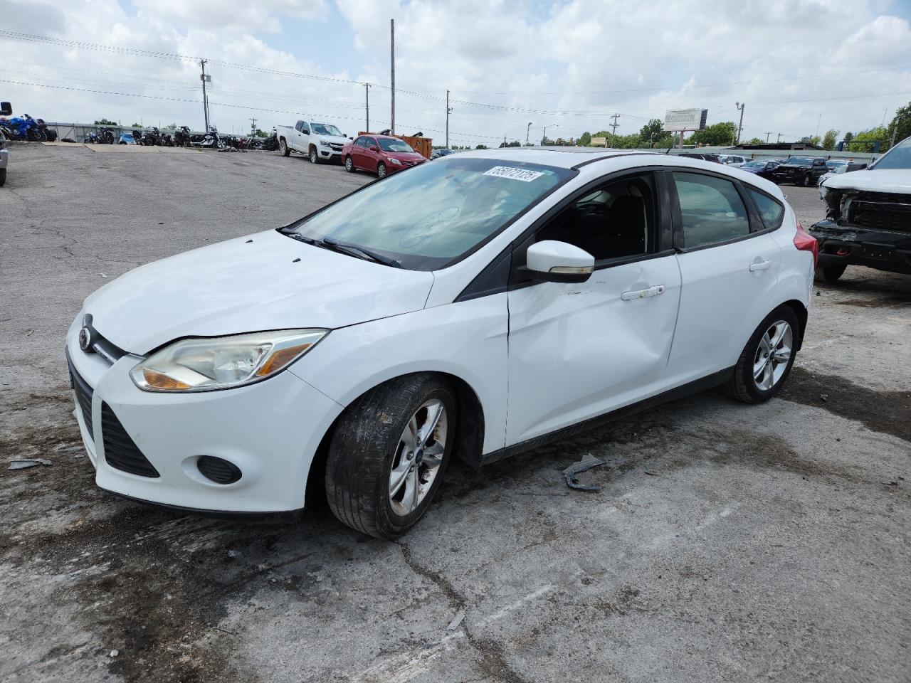 2014 Ford Focus SE, VIN 1FADP3K26EL238606 — Фото с аукциона 1 of 12