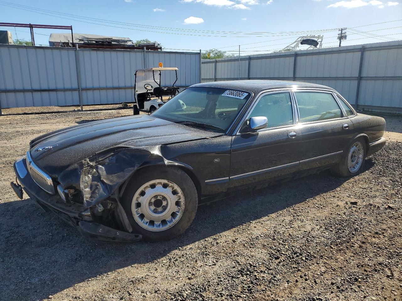 1999 Jaguar XJ, VIN SAJKD6045XC869612 — Front end