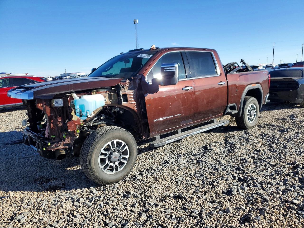 2024 GMC Sierra 2500HD SLT, VIN 1GT49NEY6RF346227 — Front end