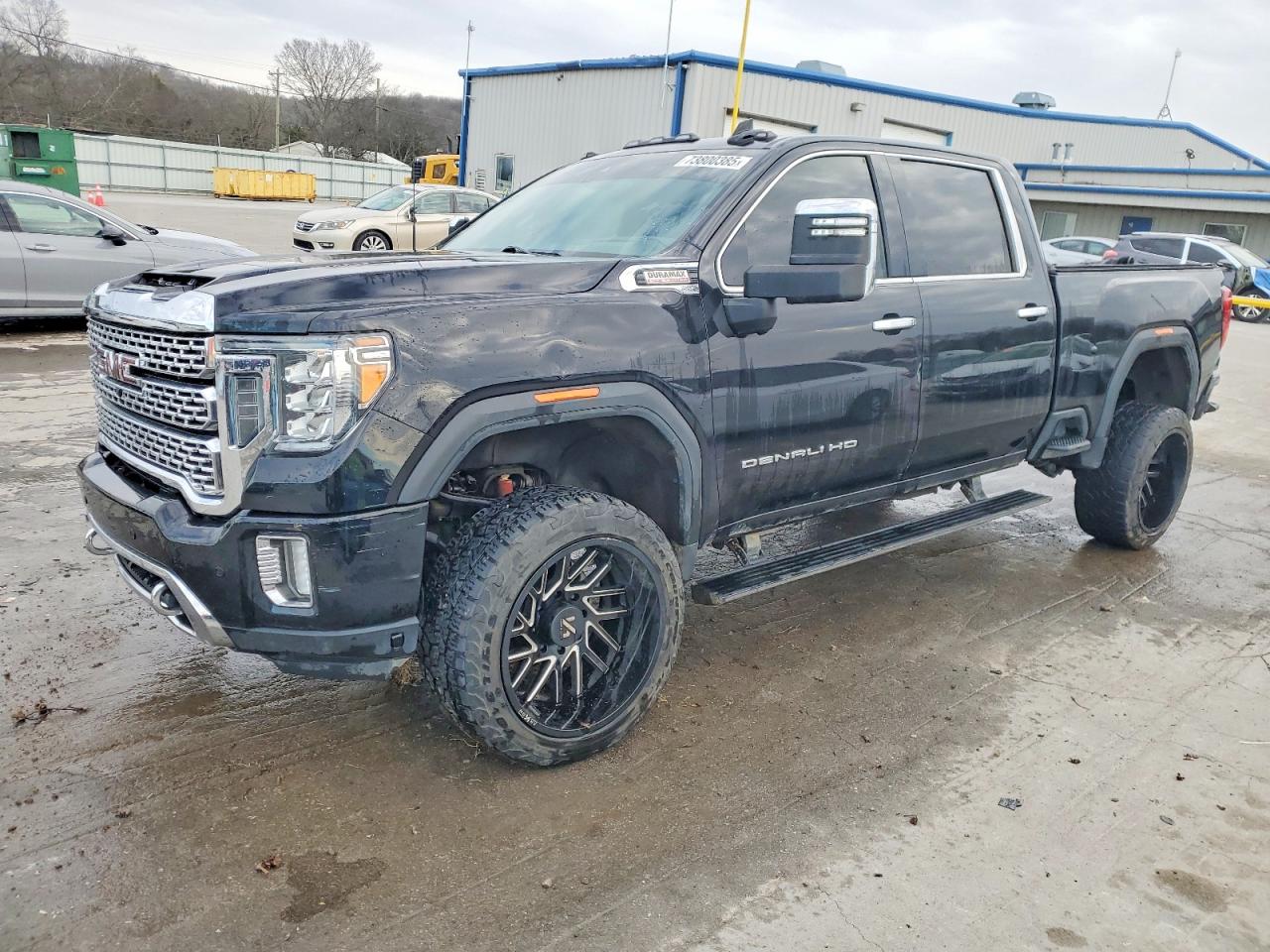 2023 GMC Sierra 2500HD Denali, VIN 1GT49REYXPF247138 — Front end