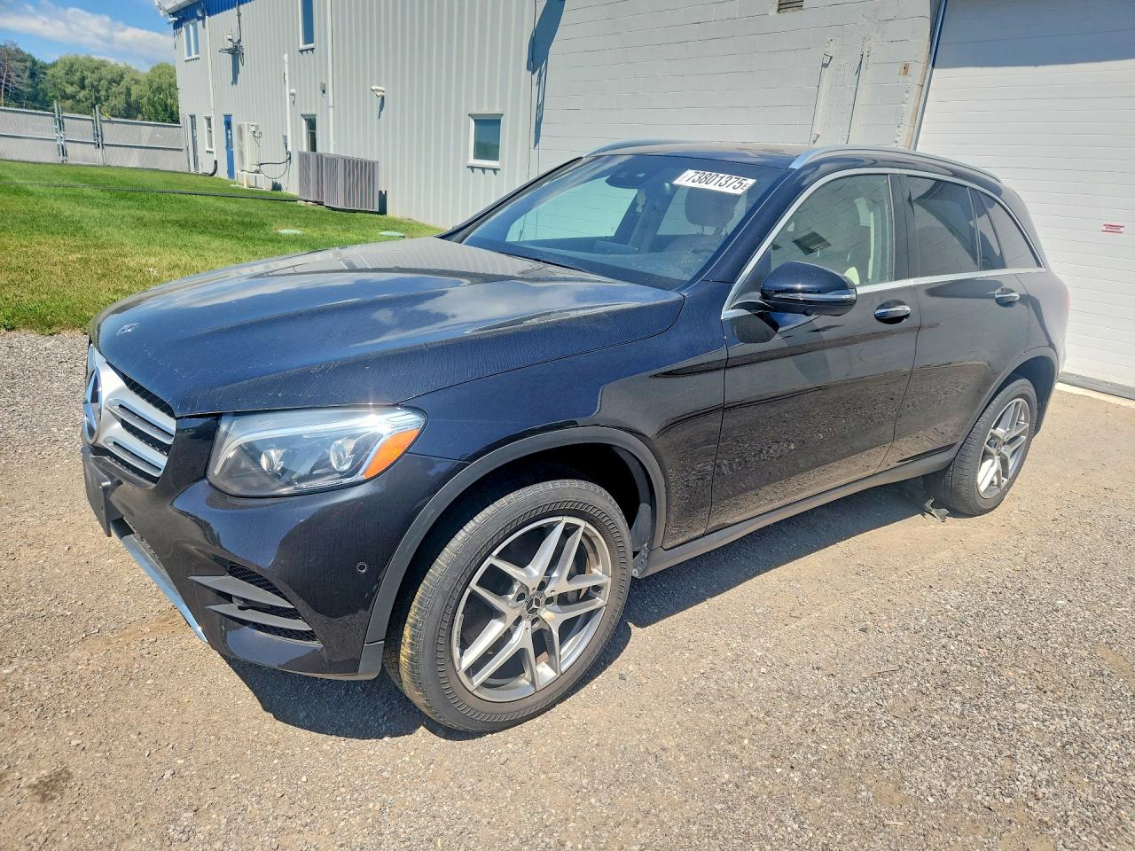 2019 Mercedes-Benz GLC 300, VIN WDC0G4KB1KV174886 — Minor dents and scratches