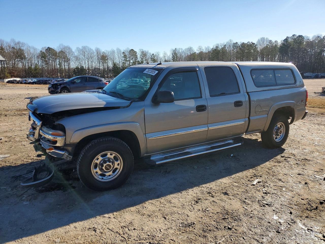 2003 GMC Sierra 1500HD SLE, VIN 1GTGK13U33F159268 — Front end