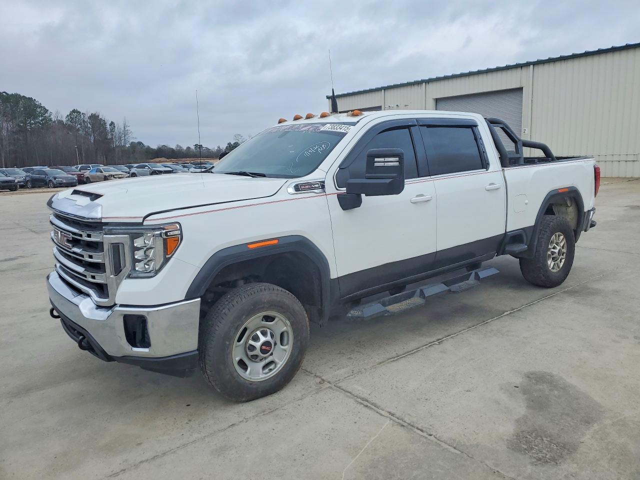 2023 GMC Sierra 2500HD SLE, VIN 1GT49ME71PF253436 — Side