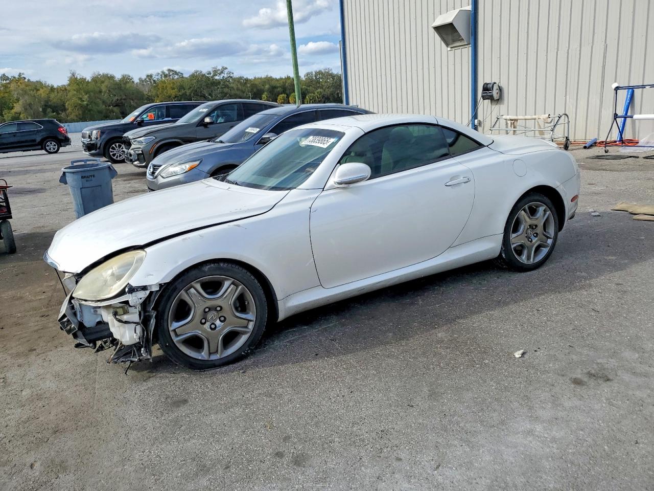 2008 Lexus SC 430, VIN JTHFN45Y989018522 — Front end