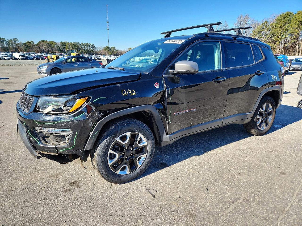 2018 Jeep Compass Trailhawk, VIN 3C4NJDDBXJT231479 — Front end