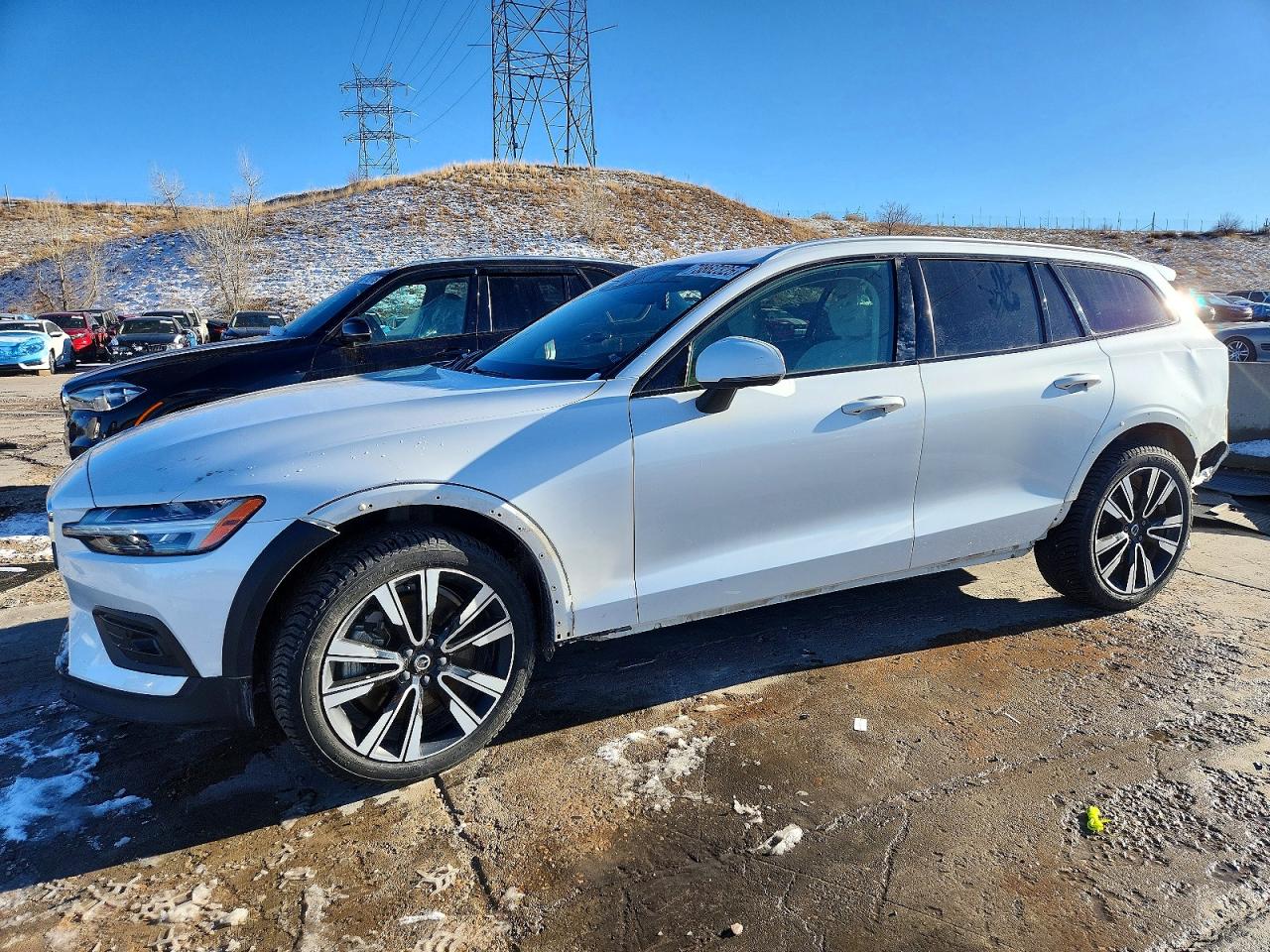 2022 Volvo V60, VIN YV4102WK0N1085722 — Зад
