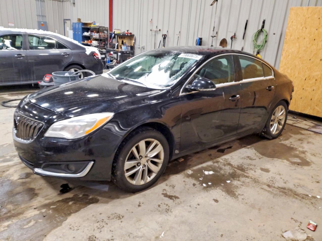 2016 Buick Regal, VIN 2G4GK5EX0G9113731 — Frame damage