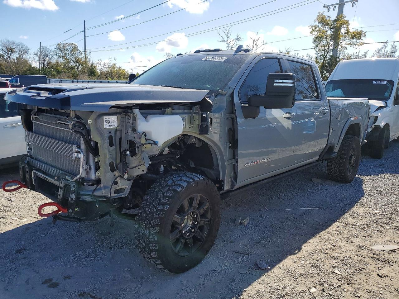 2025 GMC Sierra 2500HD AT4, VIN 1GT4UPEY6SF264725 — Front end