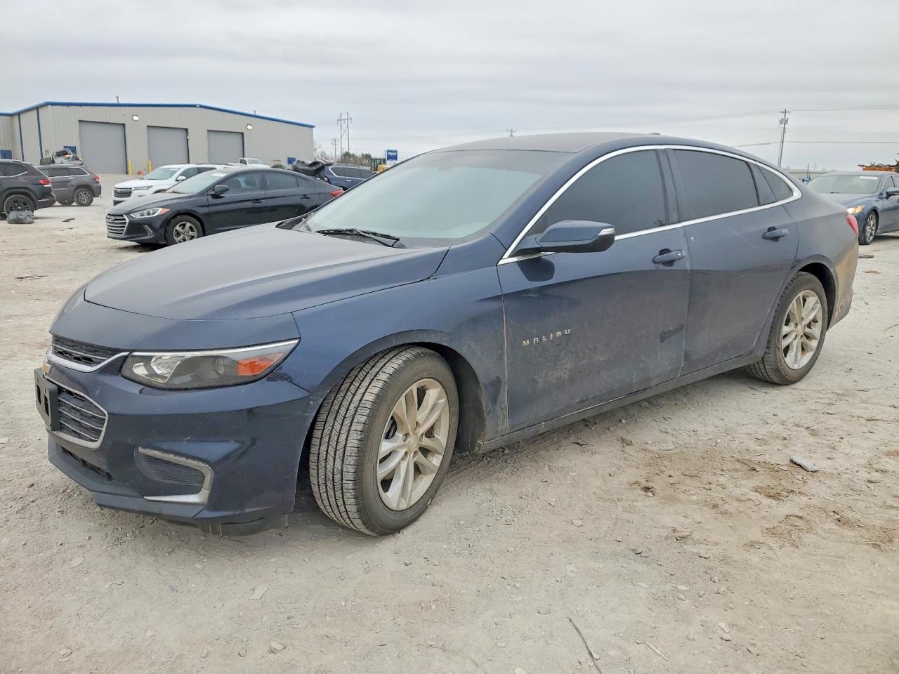 2017 Chevrolet Malibu LT, VIN 1G1ZE5ST7HF127889 — Front end