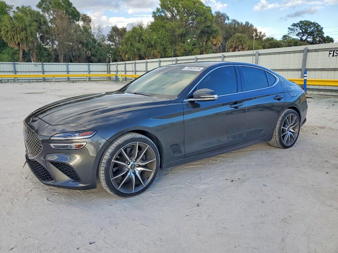 2022 Genesis G70 3.3T, VIN KMTG54TE8NU098324 — Front end