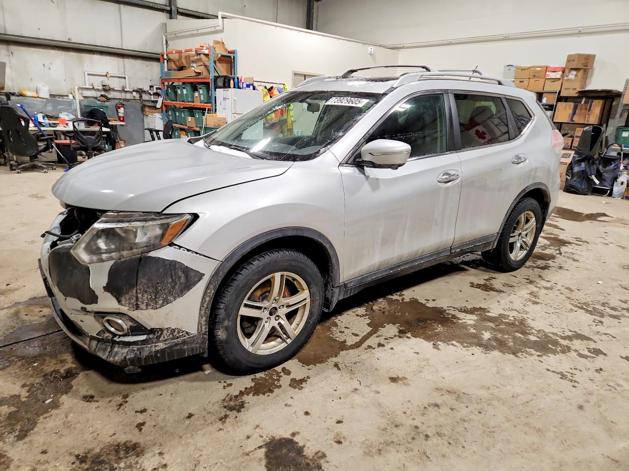 2015 Nissan Rogue SV, VIN 5N1AT2MM6FC761462 — Auction photo