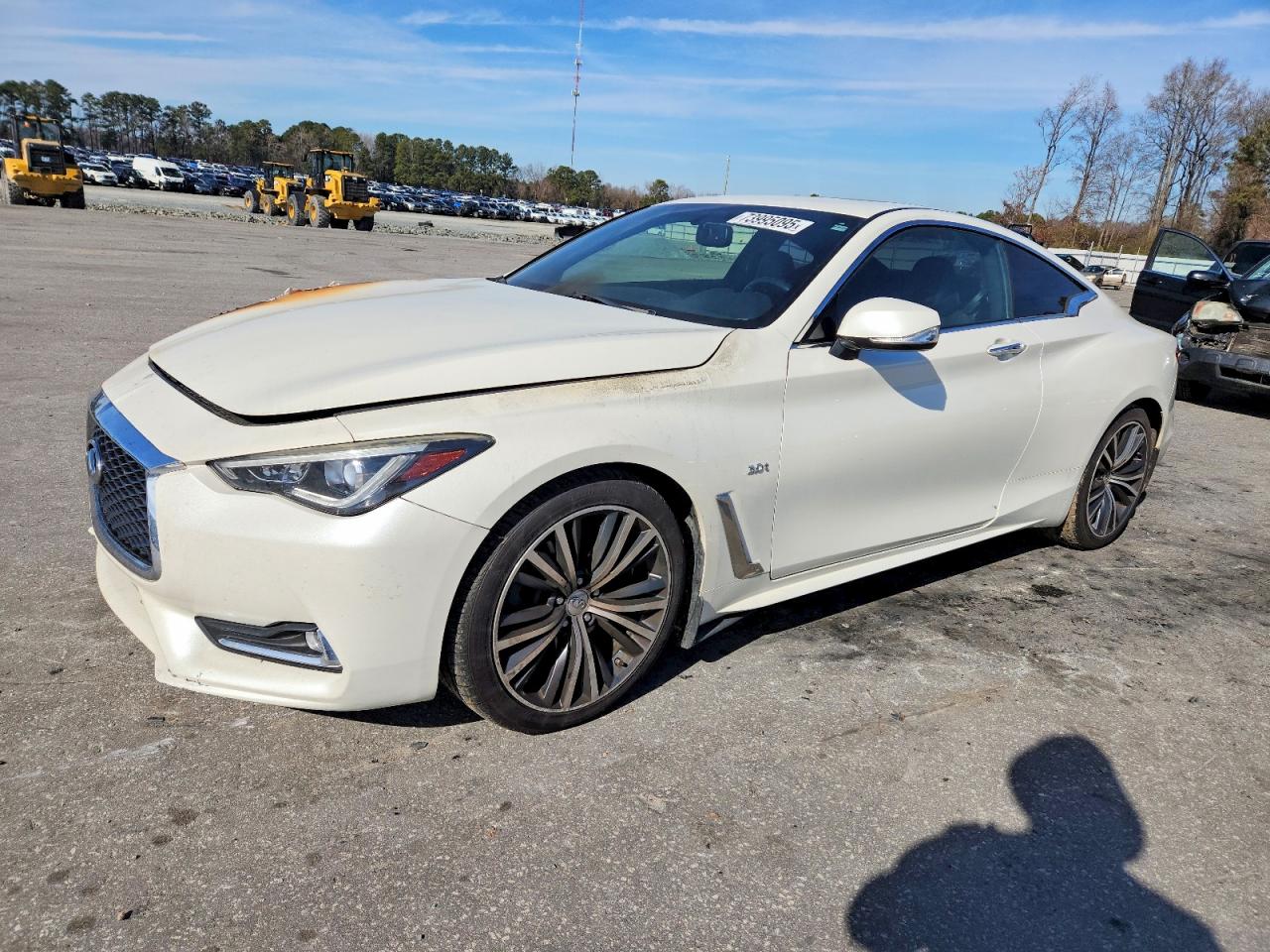 2018 Infiniti Q60 Luxe, VIN JN1EV7EK7JM341905 — Engine fire