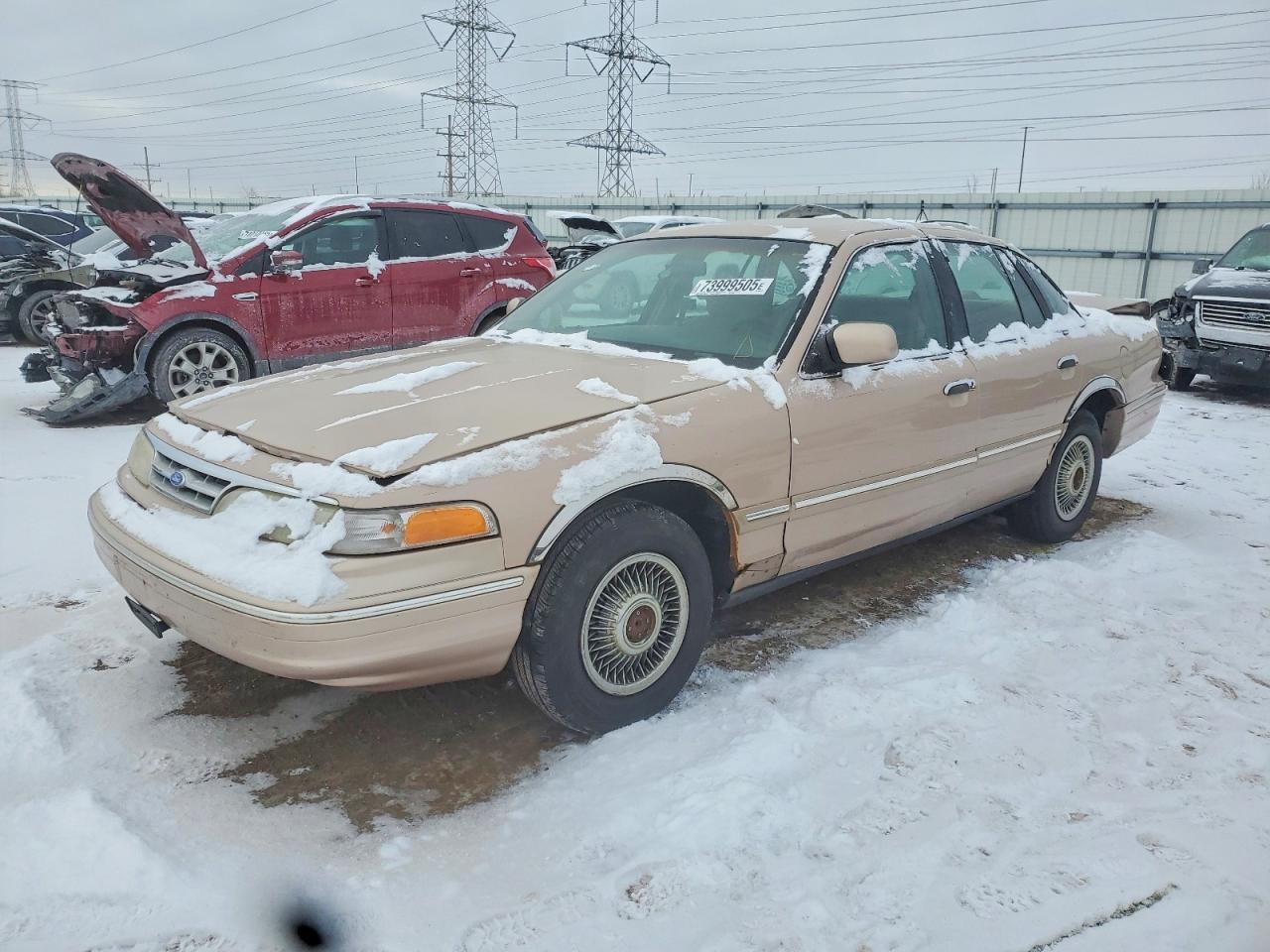 1996 Ford Crown Victoria, VIN 2FALP73W0TX174812 — Rear end