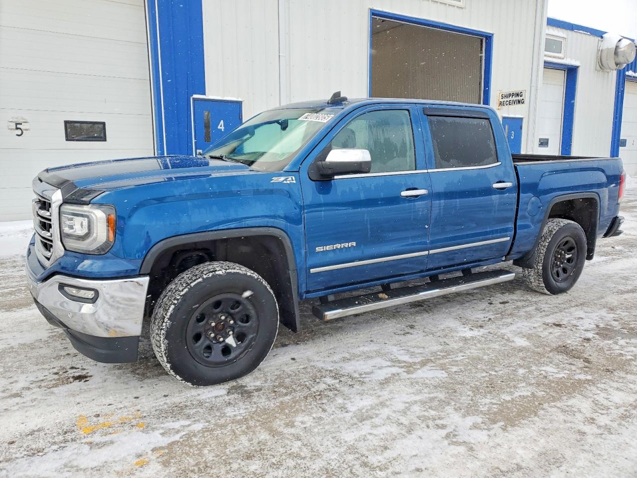 2018 GMC Sierra 1500 SLT, VIN 3GTU2NEC8JG461150 — Normal wear