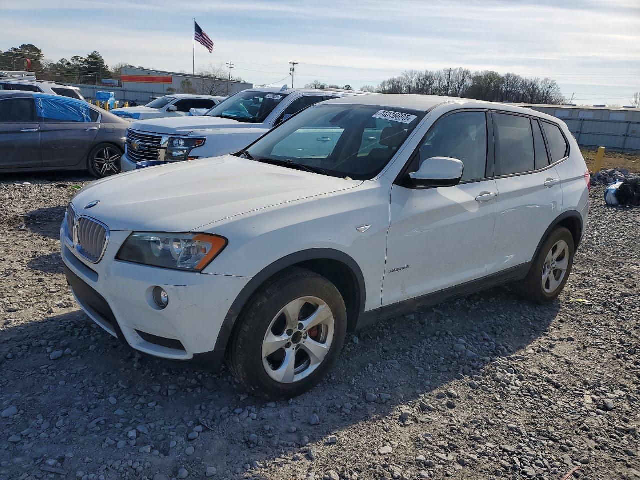 2011 BMW X3 28i, VIN 5UXWX5C52BL701780 — Minor dents and scratches