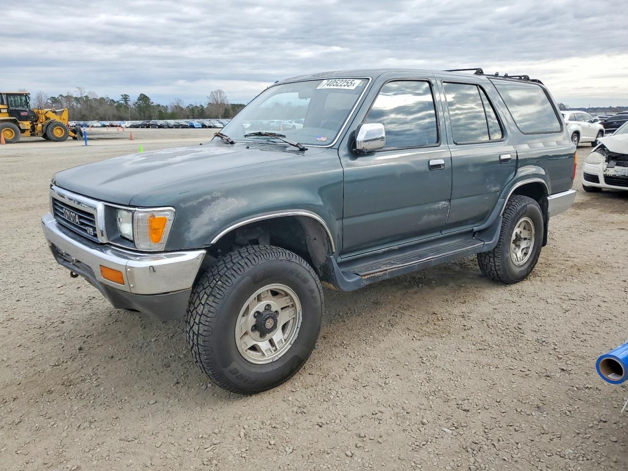 1991 Toyota 4Runner, VIN JT3VN39W1M8027316 — Front end