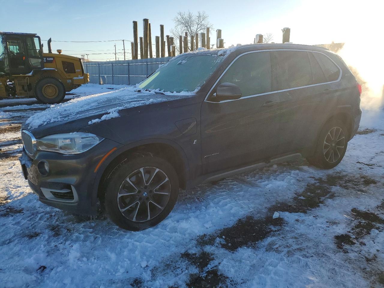 2018 BMW X5 xDrive40e, VIN 5UXKT0C59J0W00216 — Minor dents and scratches