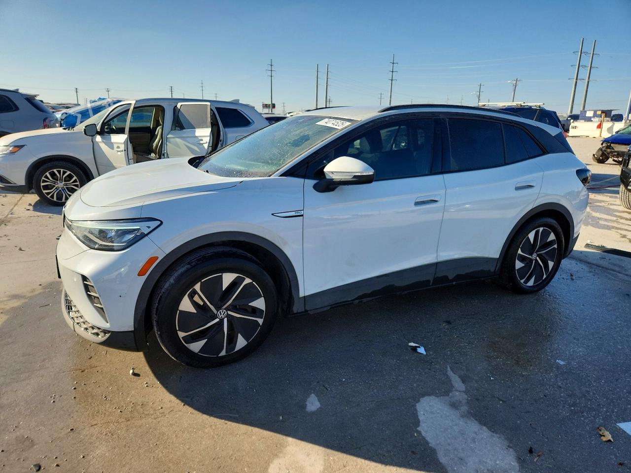 2021 Volkswagen ID.4 Pro, VIN WVGRMPE2XMP060407 — Vandalism