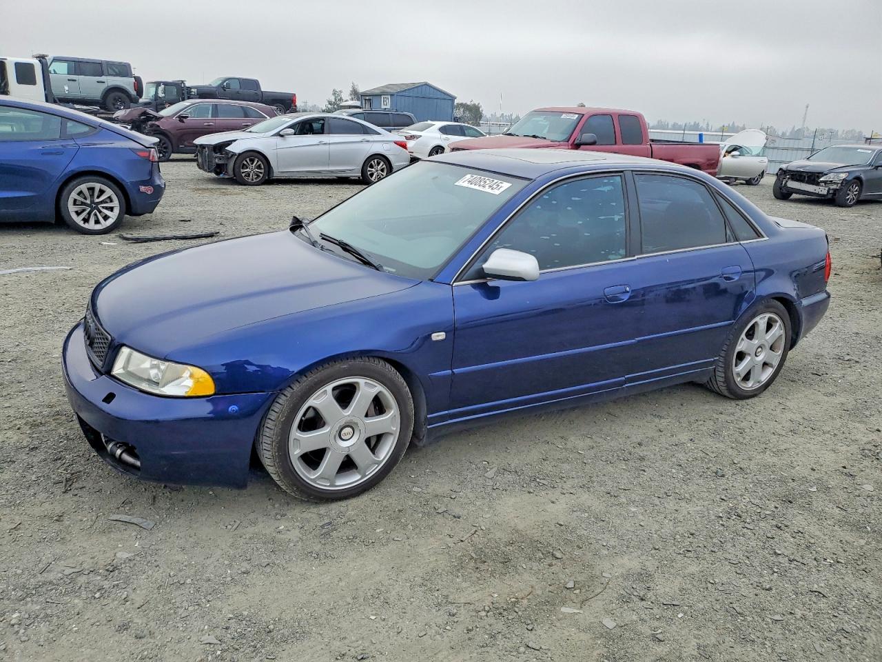 2000 Audi S4, VIN WAUDD68D2YA041149 — Minor dents and scratches