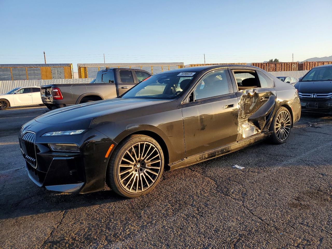 2024 BMW i7 eDrive50, VIN WBY43EJ03RCR66583 — Side