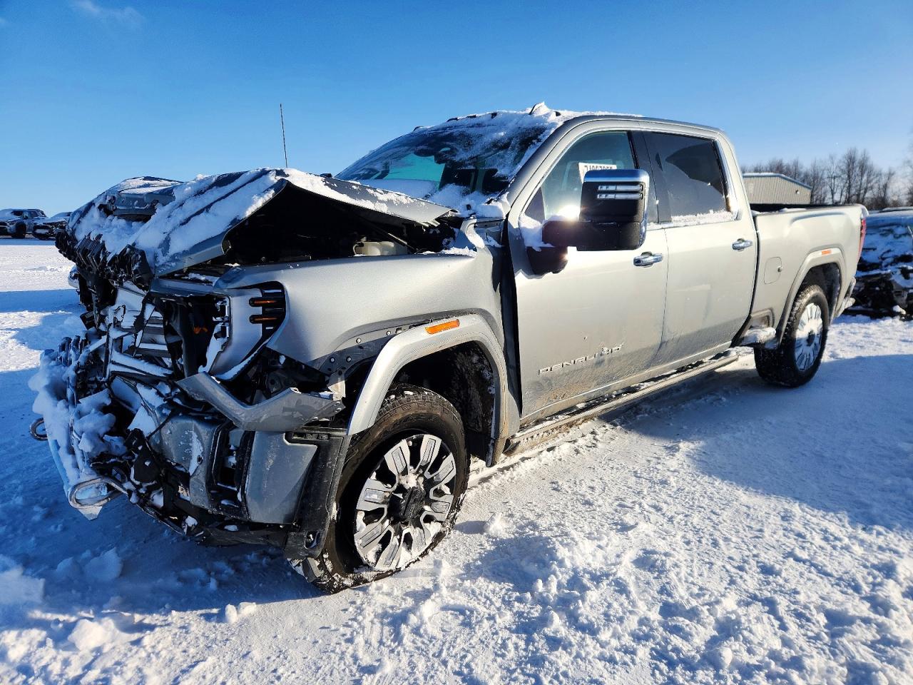 2025 GMC Sierra 2500HD Denali, VIN 1GT4UREY0SF107364 — Front end