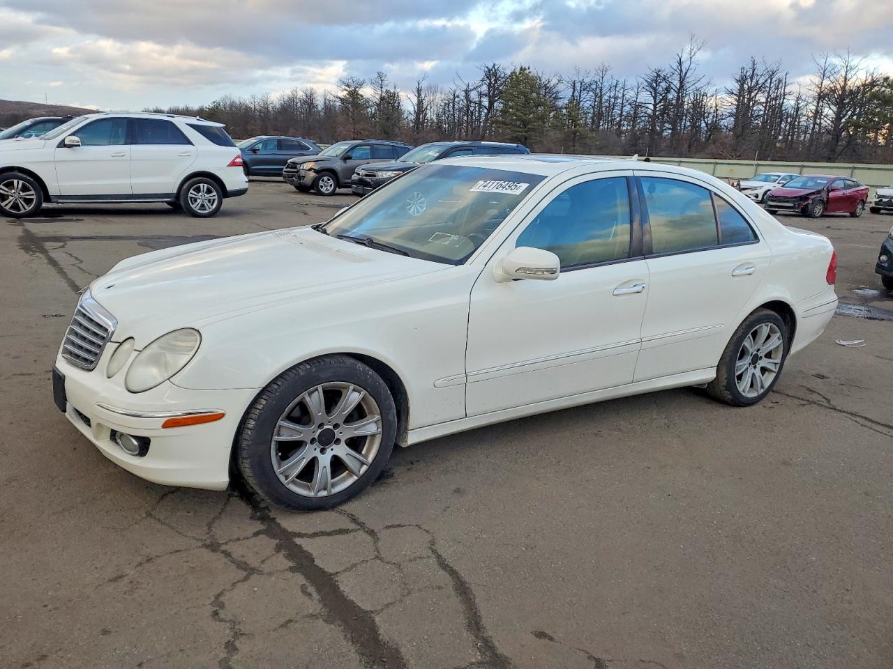 2009 Mercedes-Benz E 350 Luxury, VIN WDBUF87X19B418763 — Rear end