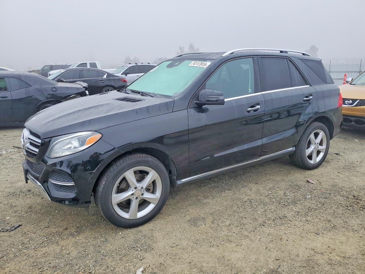2016 Mercedes-Benz GLE 350, VIN 4JGDA5JB2GA683556 — Minor dents and scratches