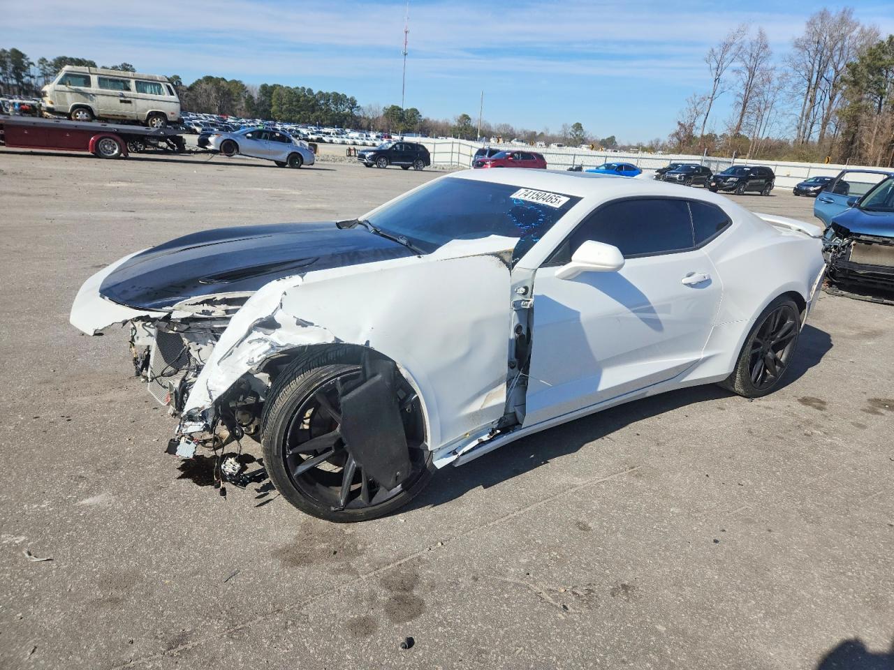 2018 Chevrolet Camaro 2SS, VIN 1G1FH1R75J0100534 — Перед