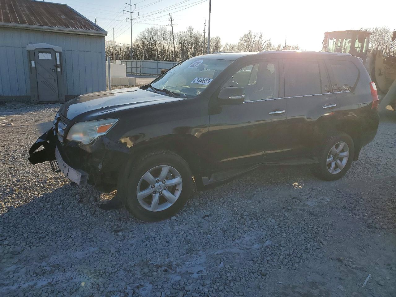 2011 Lexus GX 460, VIN JTJBM7FX2B5035409 — Front end