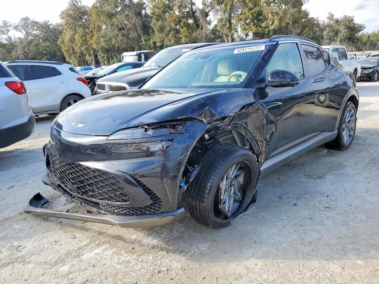 2025 Genesis GV60 Advanced, VIN KMUKCDSC4SU026429 — Front end