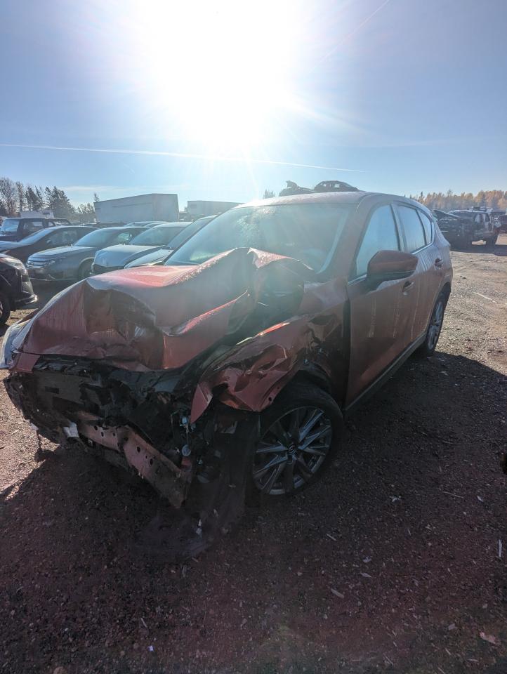 2021 Mazda CX-5 Touring, VIN JM3KFBCM6M0466546 — Front end