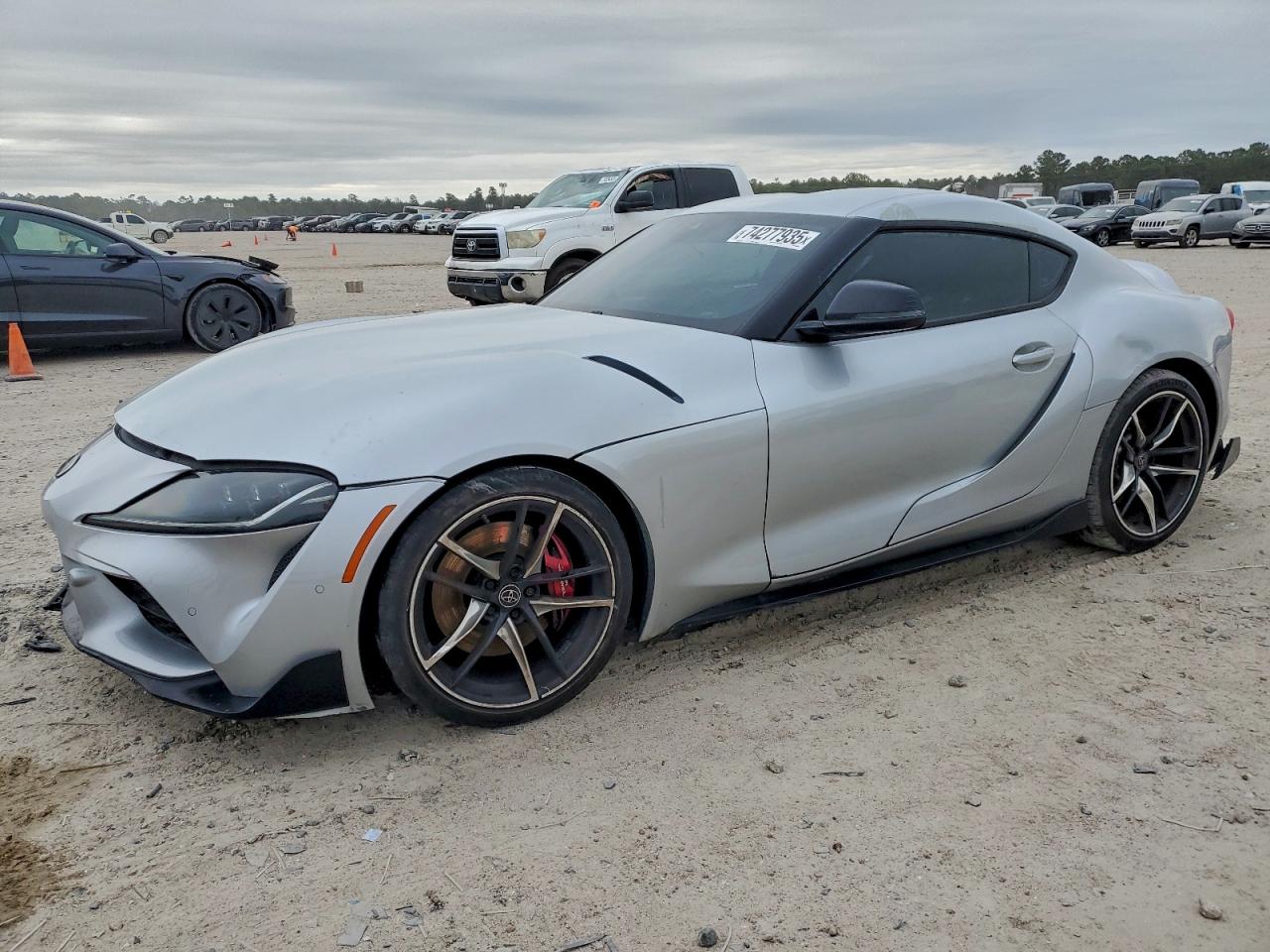 2021 Toyota Supra 3.0, VIN WZ1DB0C08MW036353 — Front end