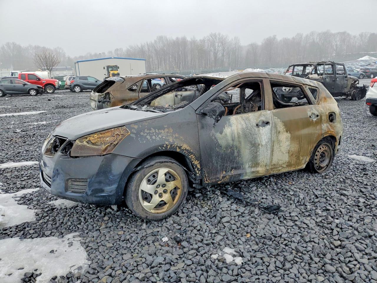 2010 Pontiac Vibe, VIN 5Y2SL6E82AZ403881 — Burn