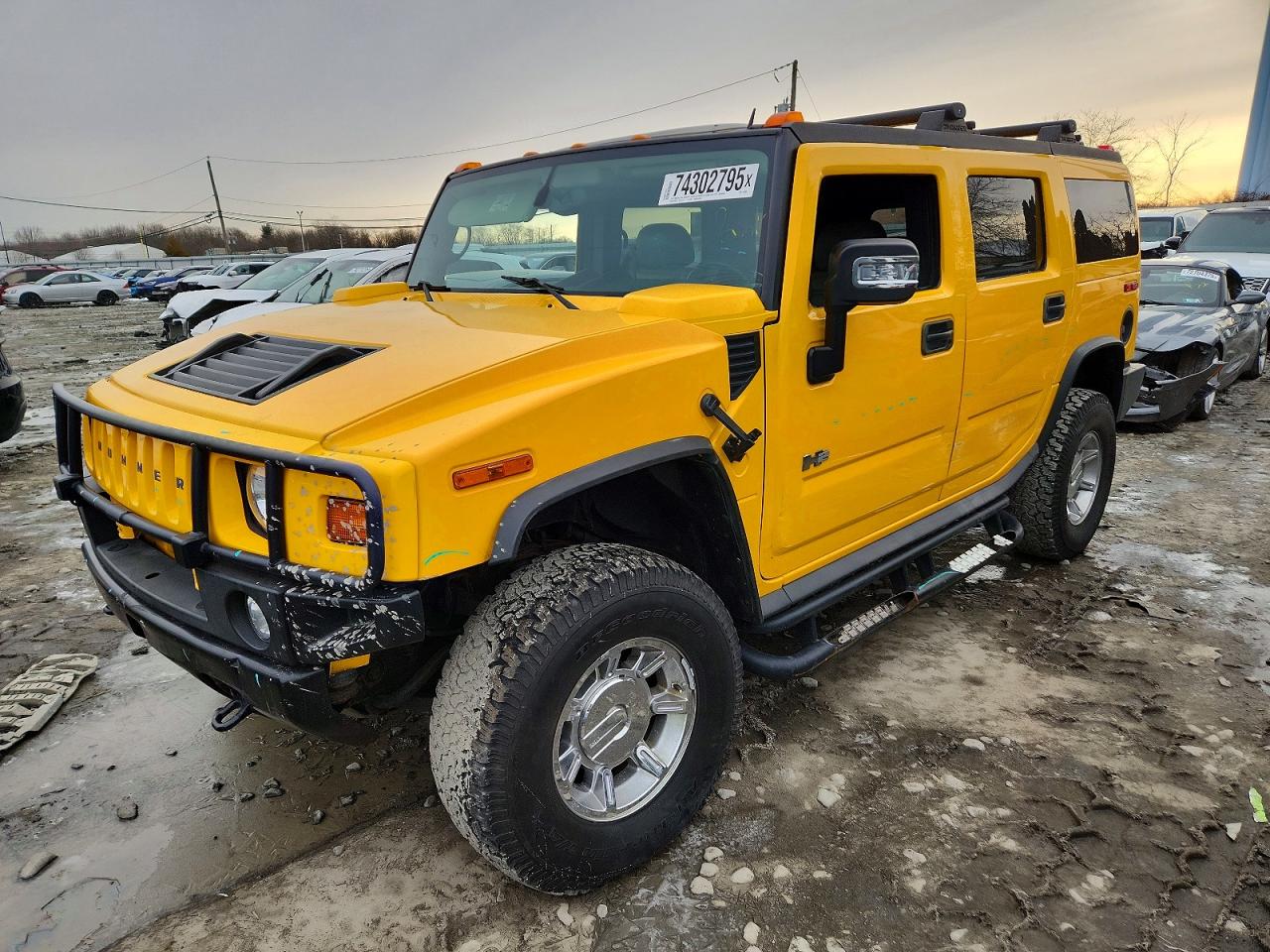 2006 Hummer H2, VIN 5GRGN23U96H103369 — Side