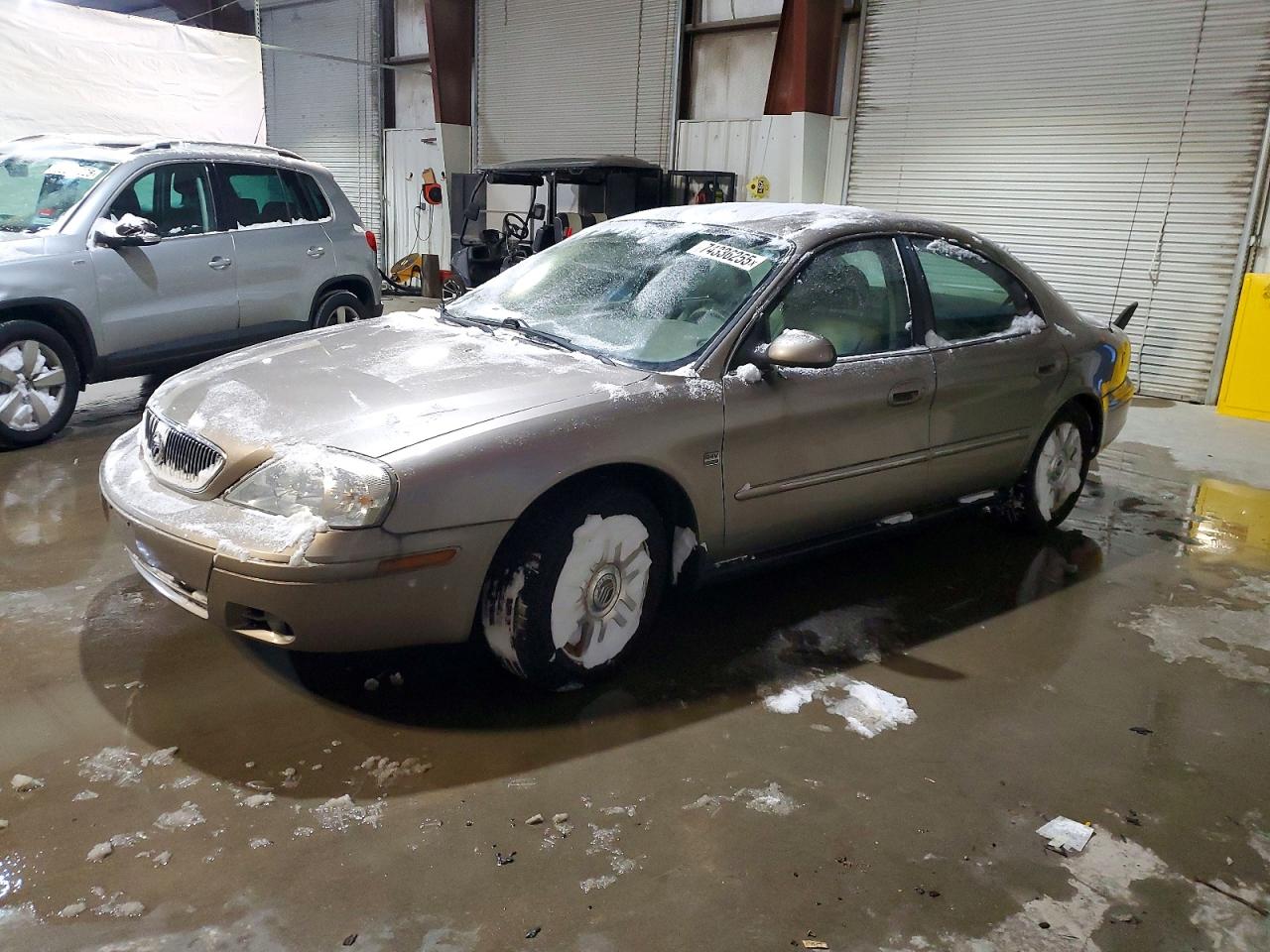 2005 Mercury Sable LS, VIN 1MEFM55S85A635294 — Перед