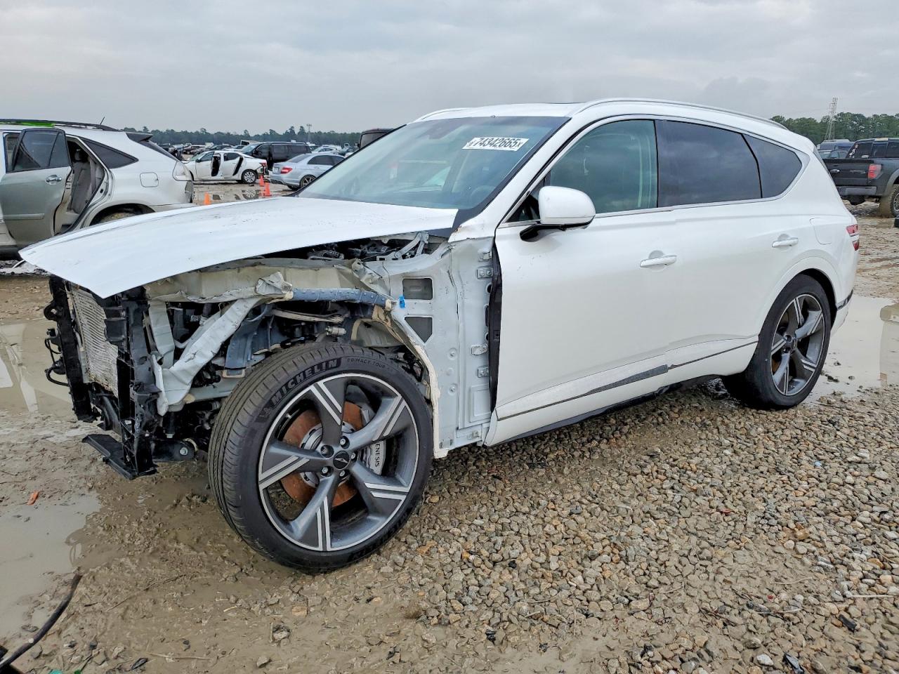 2025 Genesis GV80 Prestige, VIN KMUHCESBXSU275177 — Auction photo