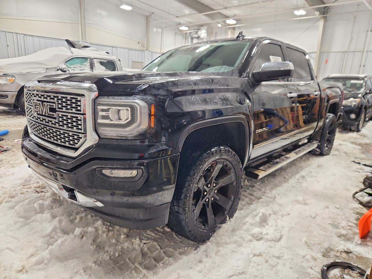 2018 GMC Sierra 1500 Denali, VIN 3GTU2PEJXJG527918 — Side