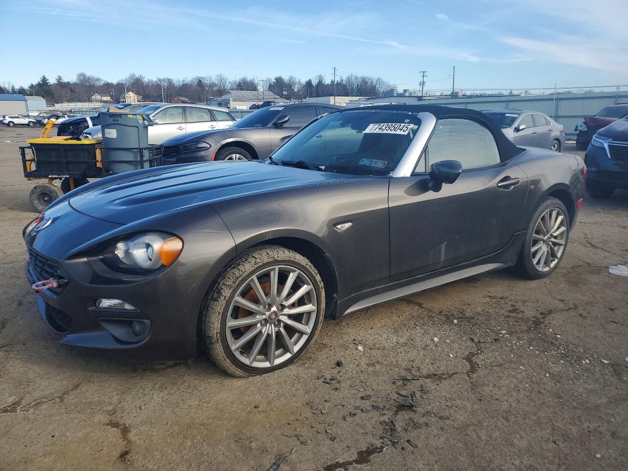 2017 FIAT 124 Spider Classica, VIN JC1NFAEK4H0101975 — Vandalism