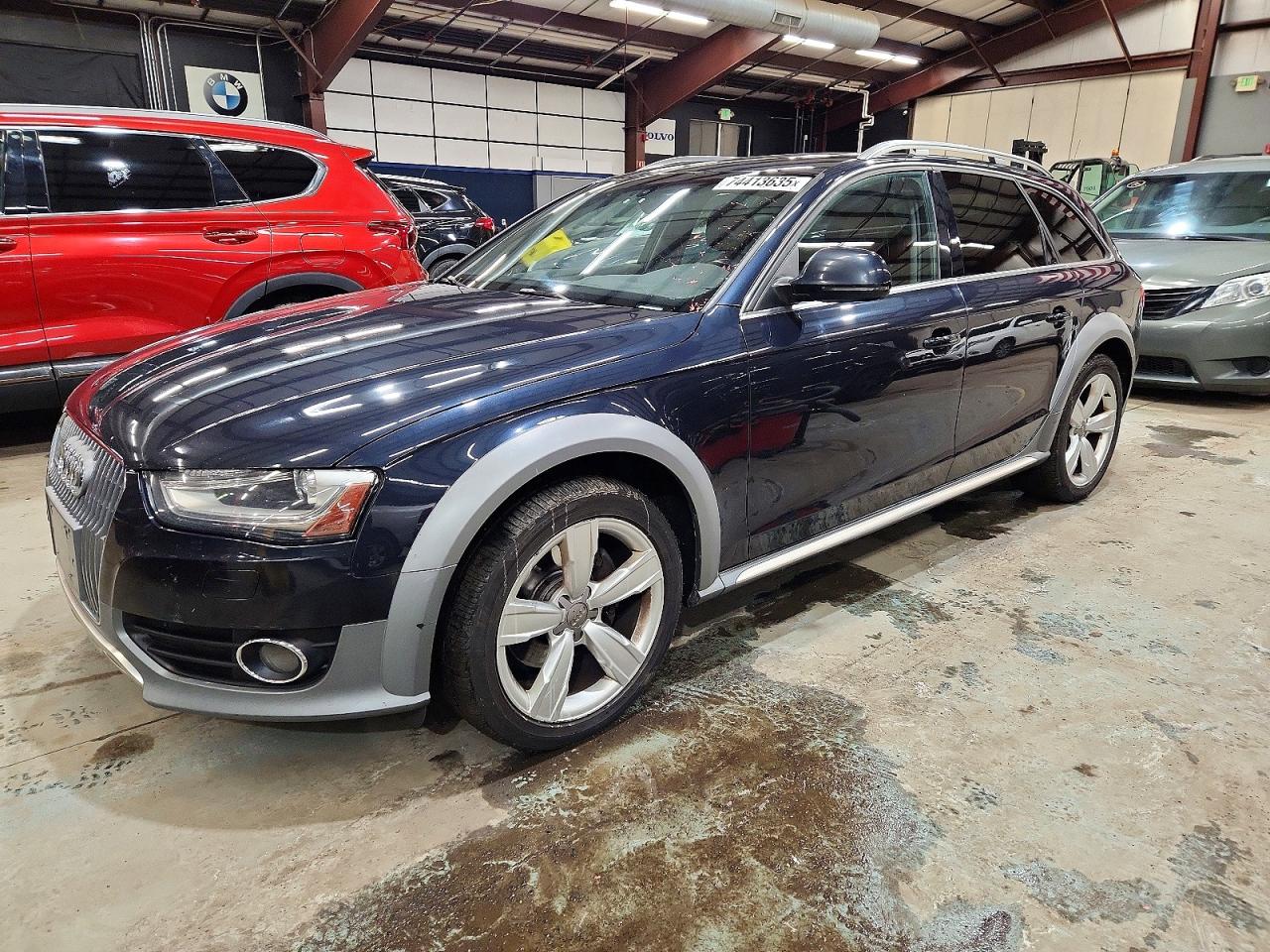2016 Audi allroad A4 Premium Plus, VIN WA1UFAFL1GA015189 — Minor dents and scratches