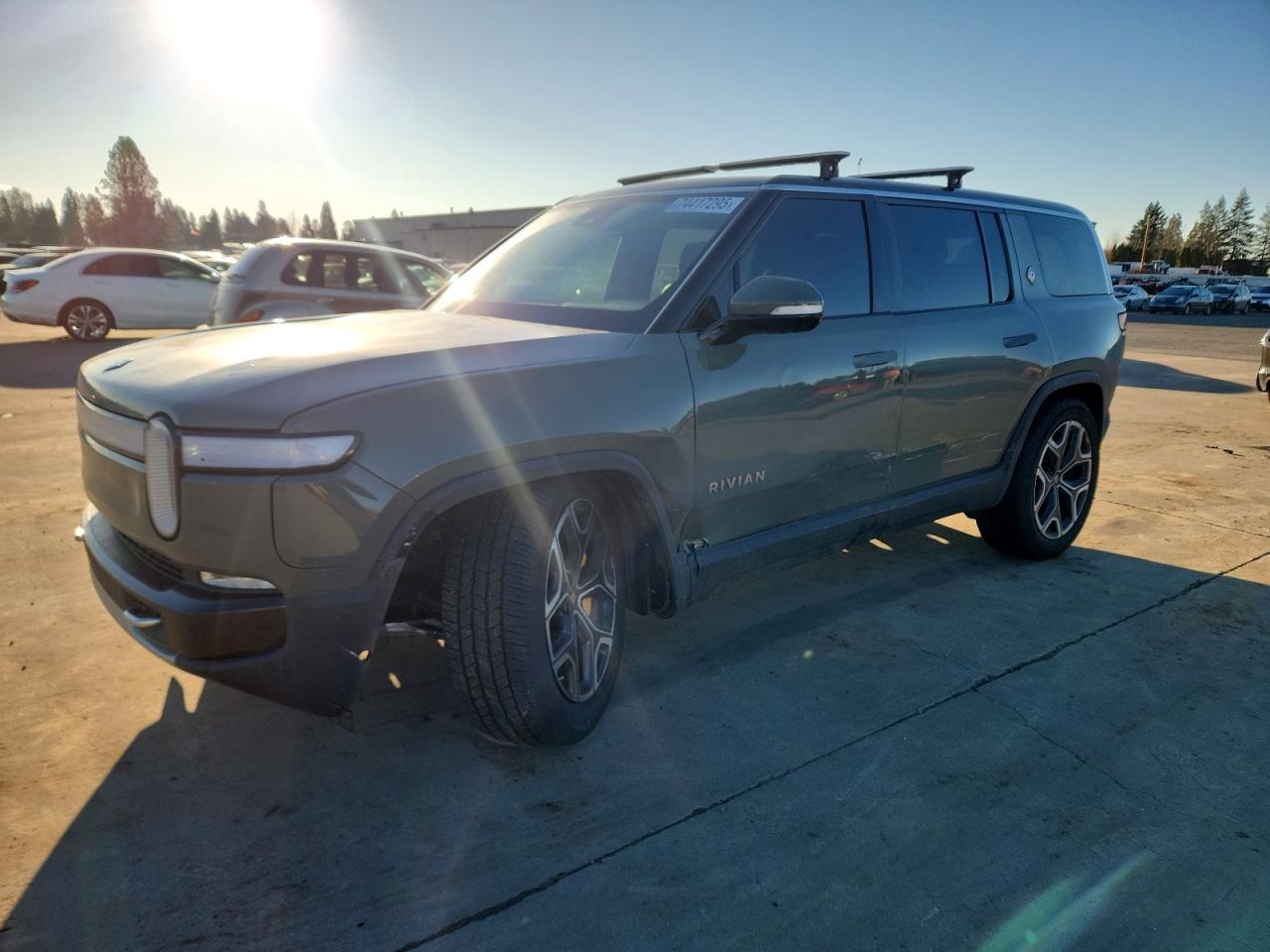 2022 Rivian R1S Launch Edition, VIN 7PDSGABL9NN001488 — Side