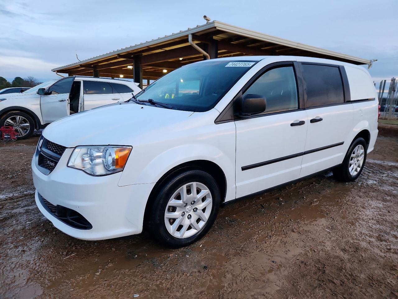 2015 Ram Cargo Van Tradesman, VIN 2C4JRGAG8FR680100 — Front end