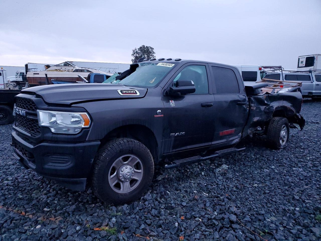 2021 Ram 3500 Tradesman, VIN 3C63R3GL3MG566375 — Опрокидывание