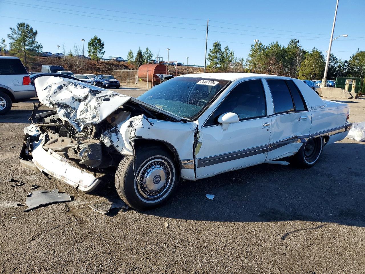 1993 Buick Roadmaster, VIN 1G4BN5372PR409828 — Перед
