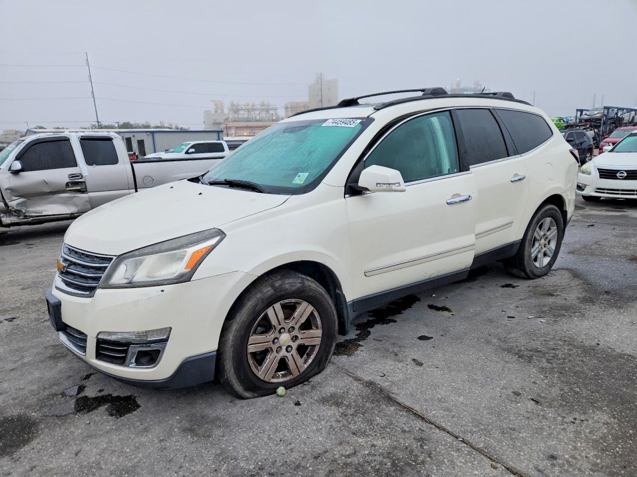 2013 Chevrolet Traverse LTZ, VIN 1GNKRLKD0DJ207348 — Minor dents and scratches