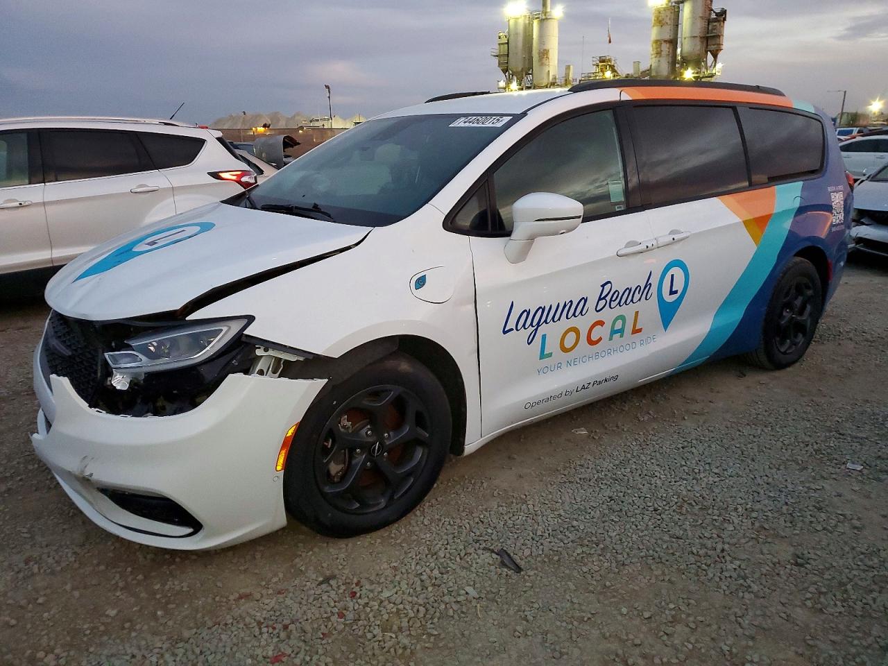 2021 Chrysler Pacifica Hybrid Touring L, VIN 2C4RC1L79MR572791 — Frame damage