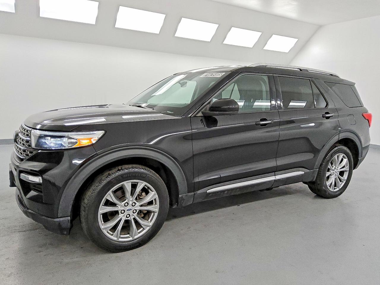 2022 Ford Explorer Limited, VIN 1FMSK8FH5NGB06324 — Missing or altered VIN